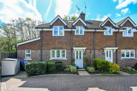 4 bedroom house for sale, Waters Edge, Bois Hall Road, Addlestone, KT15