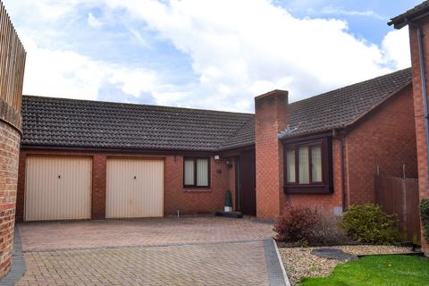3 bedroom detached bungalow for sale, Whaddon Close, Northampton, NN4