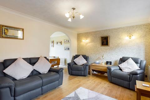 5 Whaddon Close, Northampton, NN4 9XS