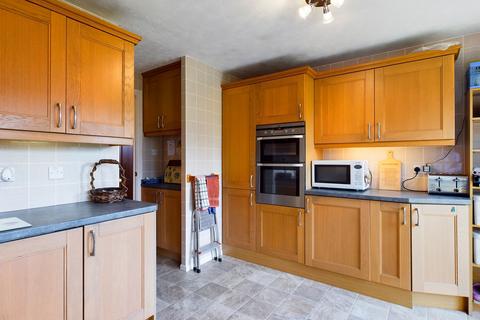 5 Whaddon Close, Northampton, NN4 9XS