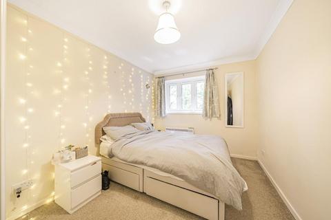 1 bedroom flat for sale, Hillbury Road, Balham