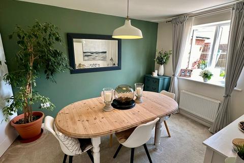 45 Orchard Vale, Bartestree, Hereford, HR1 4FF