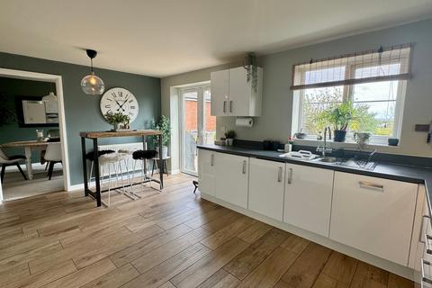 45 Orchard Vale, Bartestree, Hereford, HR1 4FF