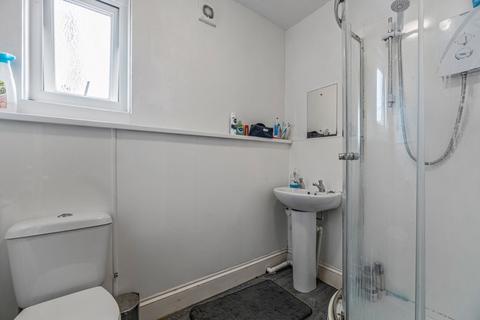 1 bedroom in a house share to rent, St Judes, Devon PL4