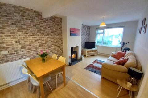 3 bedroom terraced house for sale, Bryn Rhedyn, Llanfairfechan LL33