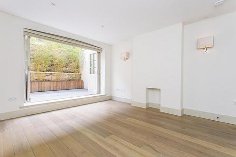 3 bedroom terraced house to rent, Dunstable Mews, Marylebone, London, W1G