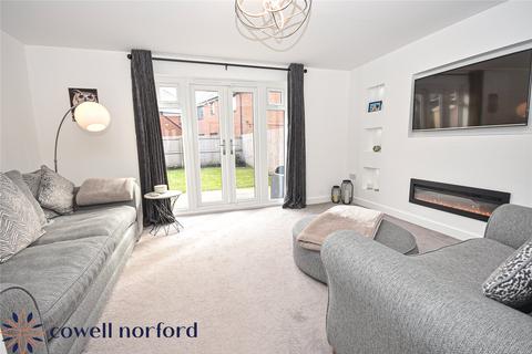 3 bedroom semi-detached house for sale, Middleton, Manchester M24