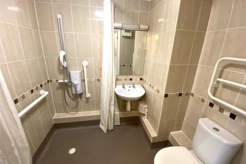 1 bedroom apartment for sale, King Georges Close, Rayleigh, Essex, SS6