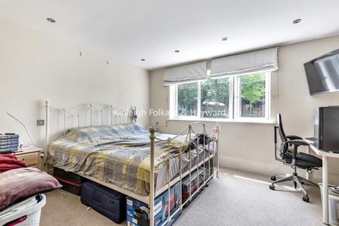 2 bedroom flat to rent, Mays Hill Road Shortlands BR2