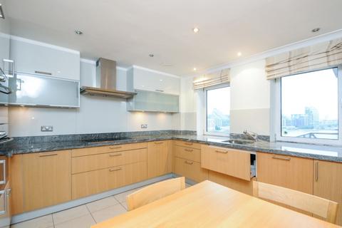 2 bedroom apartment to rent, William Morris Way Fulham SW6