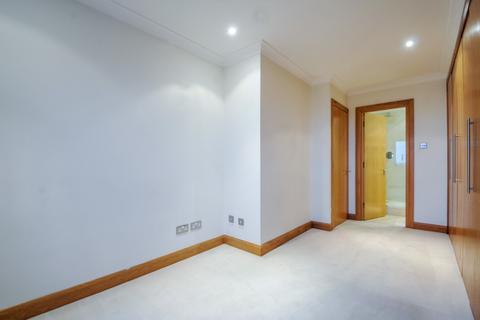 2 bedroom apartment to rent, William Morris Way Fulham SW6
