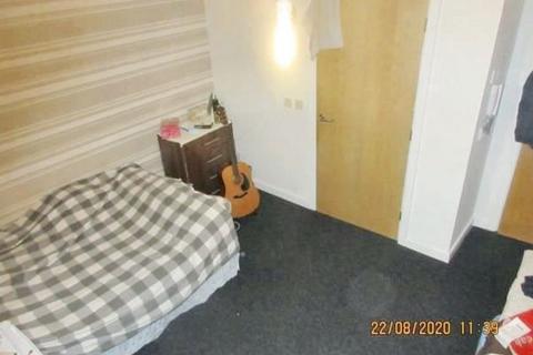1 bedroom flat for sale, Hallgate, Bradford, West Yorkshire, BD1 4NN