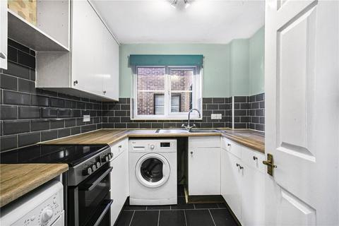 2 bedroom flat for sale, Tempsford, Welwyn Garden City, Hertfordshire, AL7