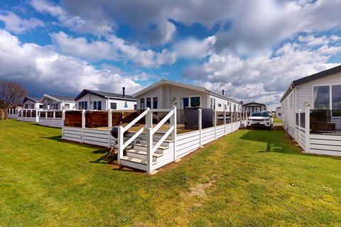 2 bedroom lodge for sale, New Beach Holiday Park, Hythe Road, Romney Marsh, Kent, TN29
