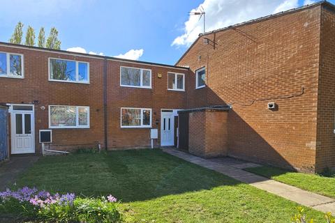 4 bedroom terraced house to rent, Warwick Court, Loughborough, Leicestershire