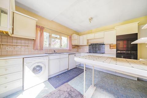 21 Trevor Close, Bromley, BR2 7NS