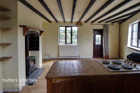 4 bedroom cottage for sale, Shraley Brook Road, Stoke-On-Trent