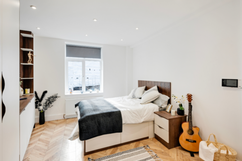 Studio to rent, at Leeds, Apt 14, Yelland House, 33-35 Baldwin Street BS1