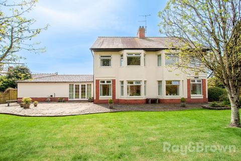 undefined, Lisvane, Cardiff CF14