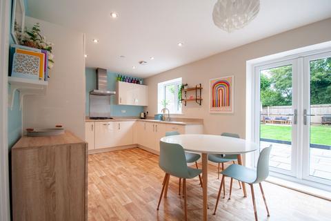 7 Caerwent Close, Dinas Powys, CF64 4QA