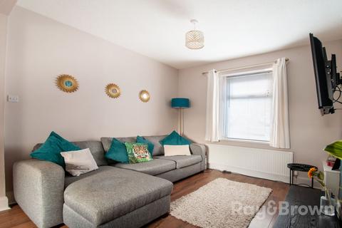 5 Riverside Place, Barry, CF63 2NY