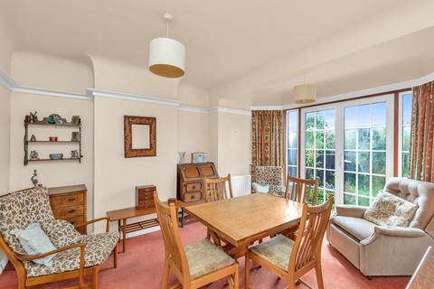 15 Culverhay, Ashtead, KT21 1PP