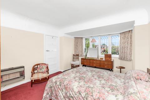15 Culverhay, Ashtead, KT21 1PP