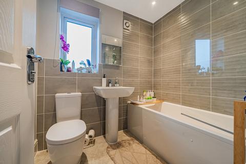 7 Garrett Drive, Shinfield, Reading, RG2 9LD