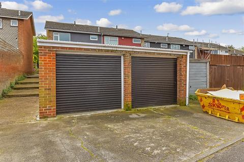 22 Cervia Way, Gravesend, DA12 4JY