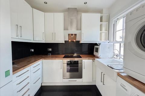 1 bedroom flat to rent, Holland Park, London, Royal Borough of Kensington and Chelsea, W11