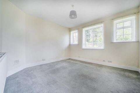 Flat 1, Greystoke Court, 29 Albemarle Road, Beckenham, BR3 5HL