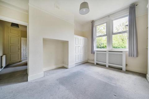 Flat 1, Greystoke Court, 29 Albemarle Road, Beckenham, BR3 5HL