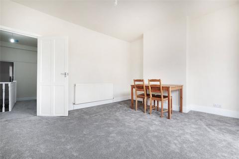 2 bedroom flat to rent, Walthamstow, London E17