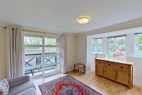 2 bedroom flat to rent, North Werber Park, Edinburgh, EH4