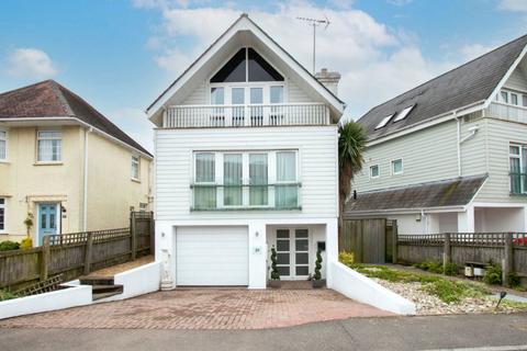 31 Arley Road, Poole, BH14 8DW