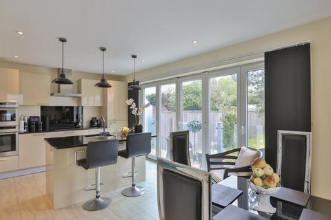 31 Arley Road, Poole, BH14 8DW