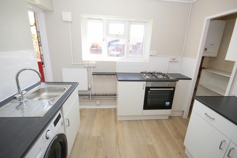 2 bedroom flat to rent, Kings Drive, Wembley, Middlesex HA9