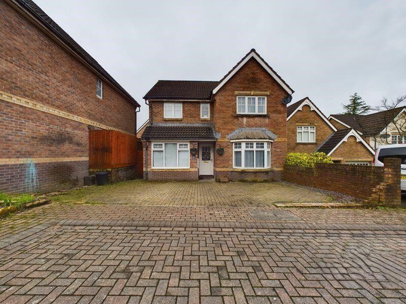 Marguerites Way, Cardiff 4 bed detached house for sale £300,000