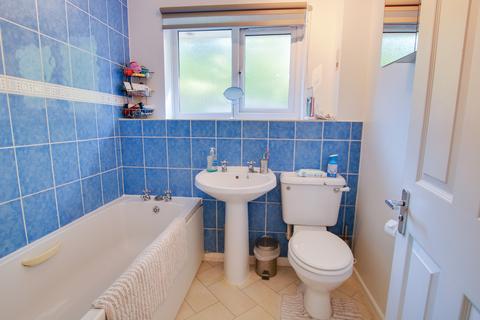 23 Squirrel Drive, Southampton, SO19 8SY
