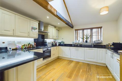 2 bedroom terraced house to rent, Southampton Street, Reading, Berkshire, RG1