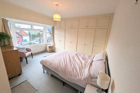 36 Sholver Hill Close, Oldham, OL1 4NS