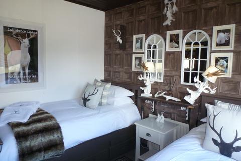 2 bedroom chalet for sale, Lally Broch Lodge Kilfinan, Tighnabruaich, PA21 2ER