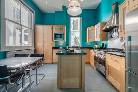 undefined, Randolph Crescent, London