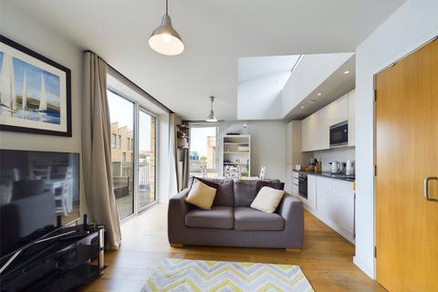 1 bedroom flat for sale, Copland Court, Durham Wharf Drive, Brentford
