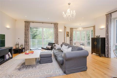 2 bedroom flat for sale, Acqua House, Melliss Avenue, Kew, Surrey