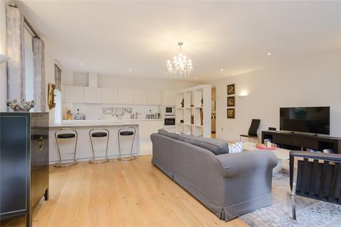 2 bedroom flat for sale, Acqua House, Melliss Avenue, Kew, Surrey