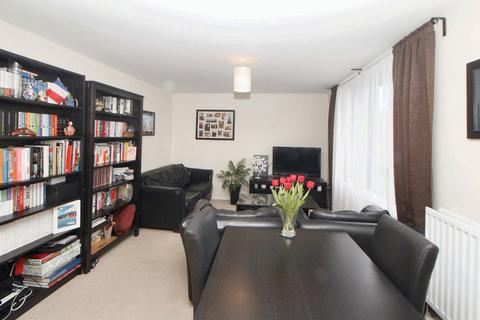 2 bedroom flat for sale, The Cedars, Newcastle upon Tyne, Tyne and Wear, NE4 7DX