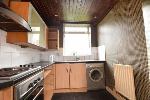 3 bedroom semi-detached house for sale, Collinge Avenue, Middleton, Manchester, Greater Manchester, M24 2QX
