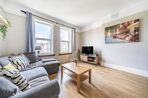 1 bedroom flat for sale, Lake Avenue, Bromley