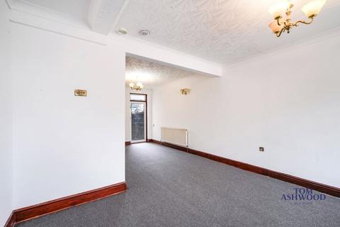 3 bedroom terraced house for sale, Harrow Road, Barking, IG11